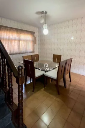 Imagem Casa com 3 dormitórios à venda, 303 m² por R$ 900.000,00 - Setor Central - Itumbiara/GO