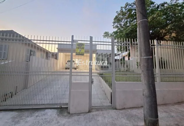 Oportunidade Única: Duas Casas nova no Mesmo Terreno, Ótima Localização!