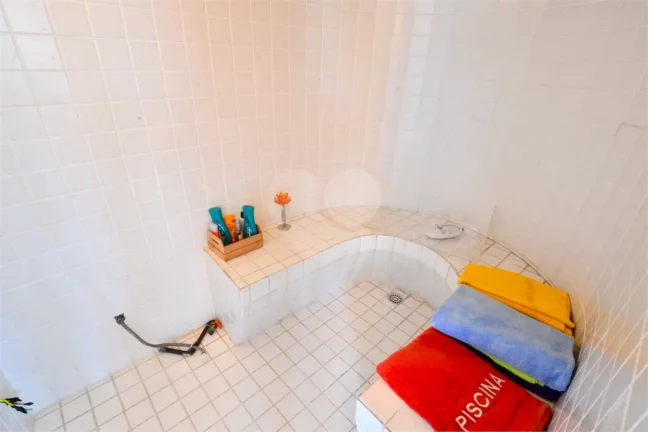 Imagem Cobertura à venda com 4 quartos, sendo 4 suítes, no condomínio Piazza Rotonda, São Paulo - SP