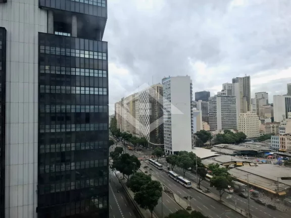 Imagem Sala Quarto 47m² c/ Vista para o Corcovado – RJ, lado do Metrô Uruguaiana