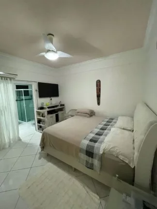 Imagem AMPLO APARTAMENTO COM 3 DORMITÓRIOS, SENDO 1 SUÍTE, 2 VAGAS, NA REGIÃO NOBRE DA PITANGUEIRAS NO GUARUJÁ.