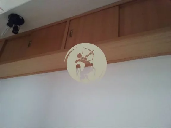Imagem DIVIDIDO DEU UM BOM QUARTO E SALA COM SACADA