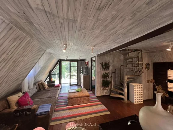 Imagem Chalés à venda na Vila Inglesa em Campos do Jordão – Excelente oportunidade de investimento