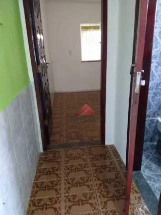 Imagem Casa com 3 dormitórios à venda por R$ 250.000,00 - Tribobó - São Gonçalo/RJ