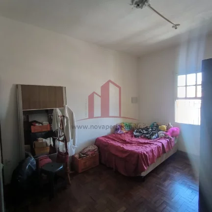 Imagem Imperdível oportunidade! Casa à venda em Franco da Rocha-SP, Centro. 2 quartos, 1 sala, 2 banheiros. 180m² de área.