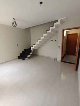 Imagem Cobertura com 2 dormitórios à venda, 124 m² por R$ 477.000,00 - Vila Pires - Santo André/SP