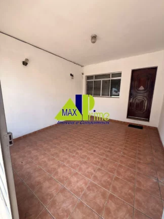 Imagem Linda casa para locação na Vila Bertioga, São Paulo-SP! 3 quartos, 1 sala, 2 banheiros, 1 vaga de garagem. Agende sua visita!