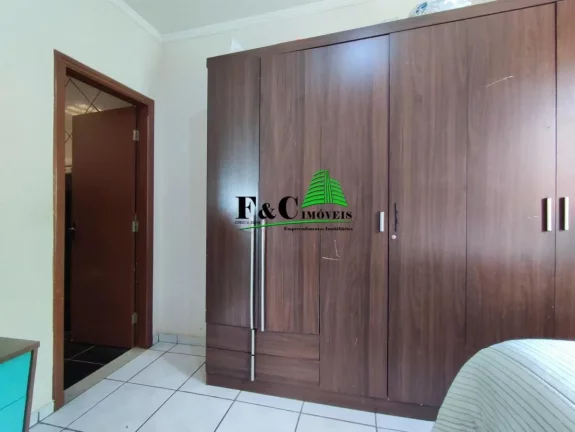 Imagem Casa para Venda em Limeira, Parque das Nações, 4 dormitórios, 1 suíte, 2 banheiros, 5 vagas