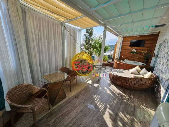 Imagem Cobertura com 3 dormitórios à venda, 170 m² por R$ 1.250.000,00 - Centro - Cabo Frio/RJ