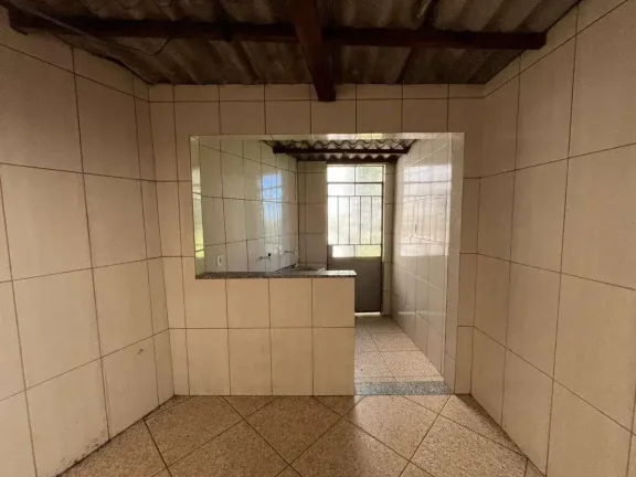 Imagem Oportunidade no São Pedro – Casa com Terreno Amplo e Potencial de Construção!