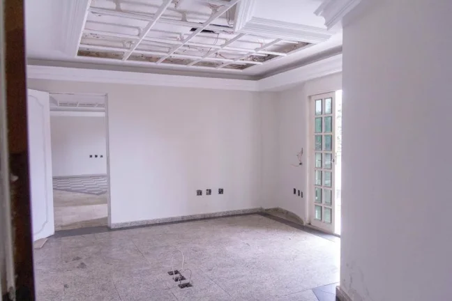 Imagem Casa Comercial para Locaçao