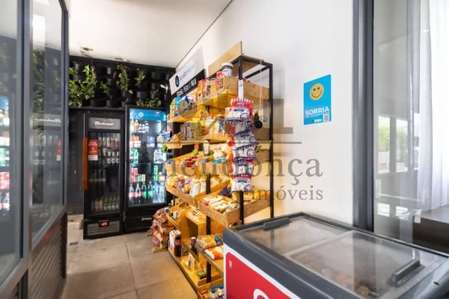 Imagem Apartamento de 41m², semi-mobiliado, com varanda e vaga de garagem na Vila Madalena
