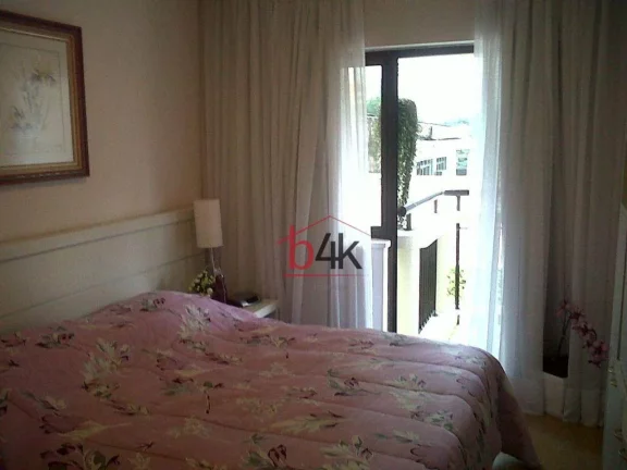 Imagem Apartamento Flat com 36 m² à venda, 1 dormitório e 1 vaga por R$ 1.060.000 - Itaim Bibi