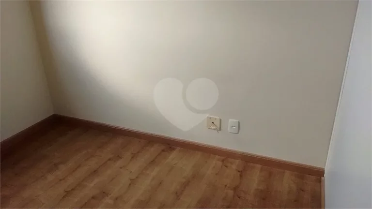 Imagem Apartamento à venda com 3 quartos, sendo 1 suíte, no condomínio Edifício Jardim São Paulo, São Paulo - SP