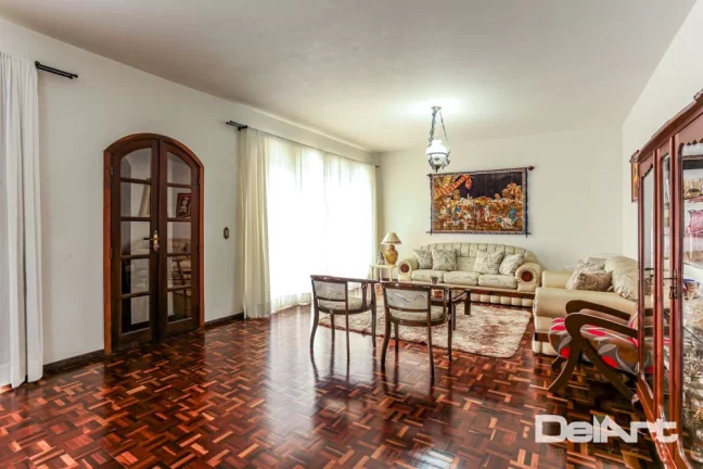 Imagem CASA DE 02 PAVIMENTOS - ÁREA DE 257,70m2 - CENTRO - RIO NEGRO/PR