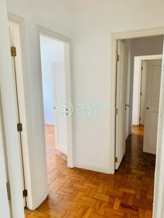 Imagem Lindo apartamento com 110m2 de área privativa, 3 dormitórios ( 1 suíte ) e 1 vaga na garagem. Apa...