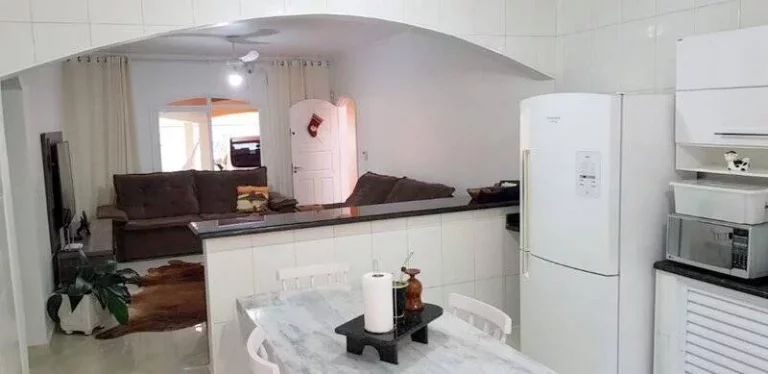 Imagem LINDA CASA COM PISCINA