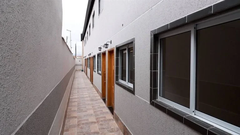 Imagem CASA COM 44.25 m² - OCIAN - PRAIA GRANDE SP