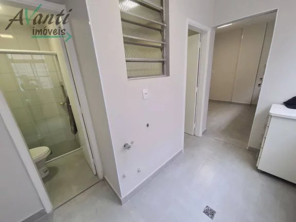 Imagem Apartamento à de 2 quartos , 83m², todo reformado, localizado no bairro Embaré - Santos/SP