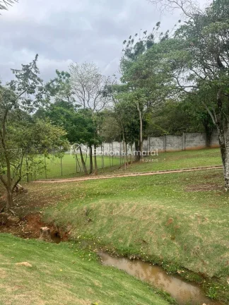 Imagem Excelente oportunidade em um dos condomínios mais cobiçados de Valinhos! Este lote de 420m², situ...