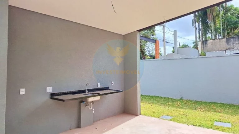 Imagem Casa térrea contemporânea com piscina na Granja Viana