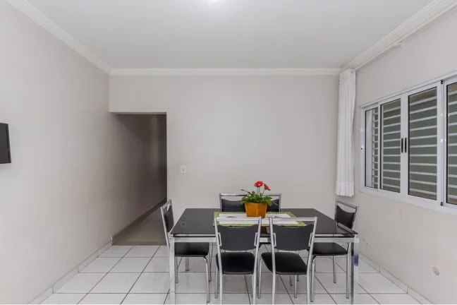 Imagem Aconchegante Sobrado em Perus: 135m², 3 quartos, 3 banheiros, 1 suíte, 2 vagas cobertas