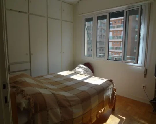 Imagem Apartamento à venda na Rua Cardoso de Almeida com 3 quartos e 1 vaga.