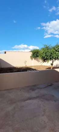 Imagem Casa com 2 dormitórios à venda, 80 m² por R$ 305.000,00 - Setor Paranaíba - Itumbiara/GO