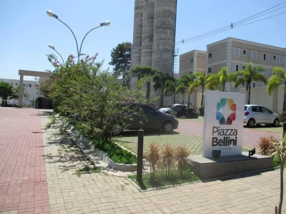 Imagem Garagem , sala, cozinha, banheiro social, 2 dormitórios e área de serviço.o Condominio oferece po...