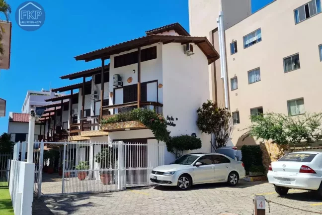 Imagem Casa Geminada Triplex!