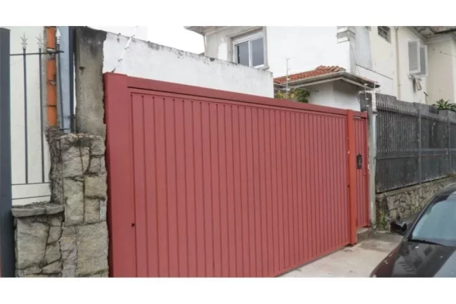 Casa com 3 Quartos à Venda, 340 m² em Chácara Inglesa - São Paulo
