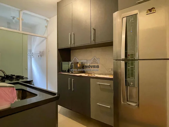 Imagem Apartamento 2 dorms. Reali Fiori — varanda, Airbnb | Campos do Jordão
