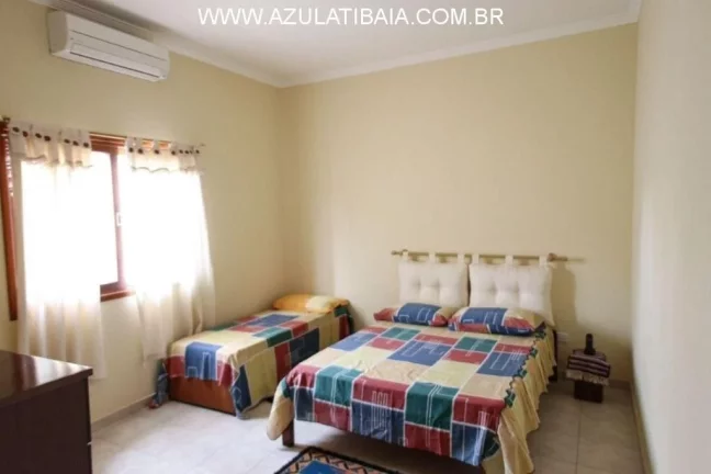 Imagem Casa para Venda em Atibaia, Vila Petropolis, 3 dormitórios, 3 suítes, 4 banheiros, 3 vagas