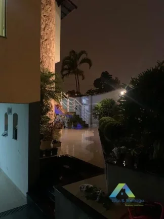 Imagem Sobrado alto Padrão, 5 suites,5 vagas de garagem área gourmet excelente localização.