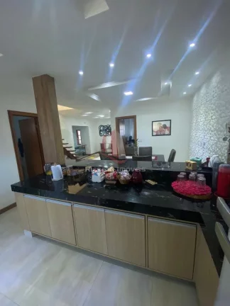 Imagem Linda Casa Duplex Fino Acabamento Novo Portinho à Venda