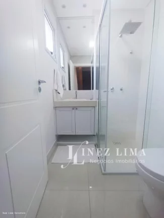Imagem Alto Padrão para Venda em Itapema, meia praia, 4 dormitórios, 4 suítes, 5 banheiros, 3 vagas