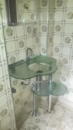 Imagem PITANGUEIRAS- LOCAL NOBRE , GARAGEM NO PRÉDIO , CHURRASQUEIRA E SALÃO DE JOGOS.