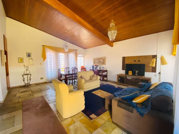 Imagem Casa a venda no Bairro Junqueira - Tatuí/SP.