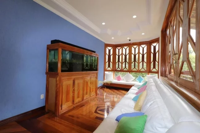 Imagem Casa em Condomínio para Venda em Teresópolis / RJ no bairro Parque do Imbui