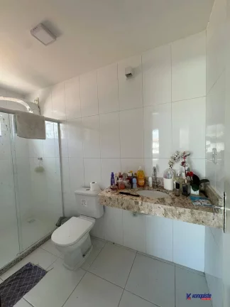 Imagem ALUGO CASA 3/4 + SUÍTES-CONDOMÍNIO- SIM