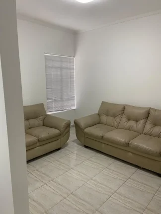 Imagem "Cansado de viver apertado e inseguro? Descubra essa raridade com terreno gigante e estilo!"