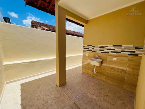 Imagem Casa nova com piscina em Itanhaém-SP