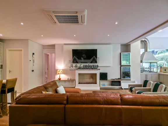 Imagem Apartamento em Campos do Jordão 159 m² a 800m do Capivari e Varanda Gourmet