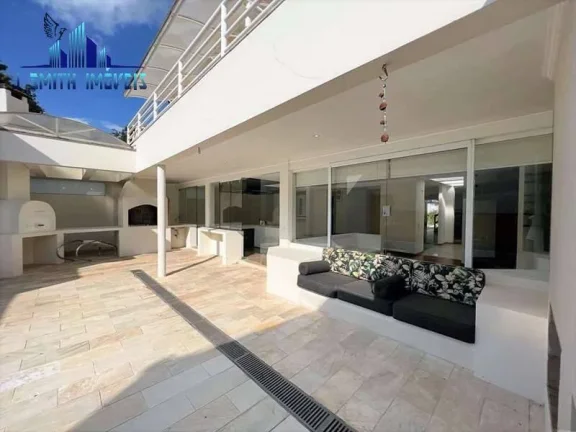 Imagem Casa 4 dorm/2sts, repleta de armários, piscina, gourmet, clube completo!