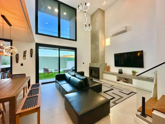 Imagem Casa em Condominio 4 Dormitórios - Bairro xangri-la