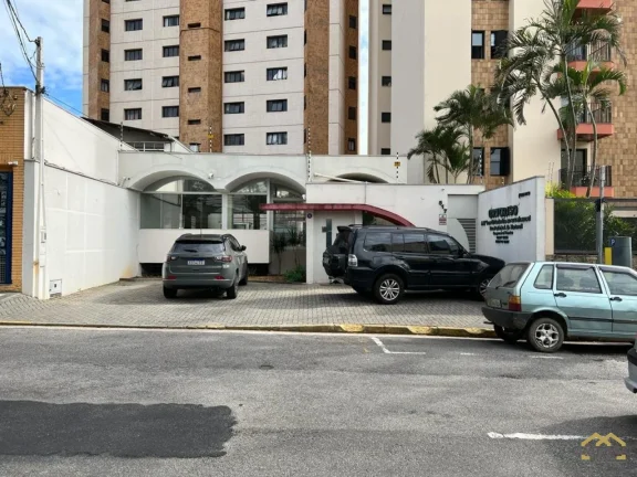 Imagem Imóvel Comercial com 6 consultórios para Locação ou Venda - Centro - Jundiaí/SP