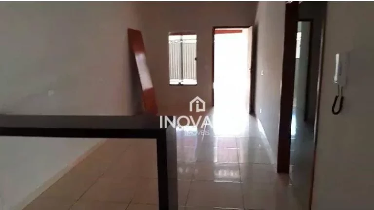 Imagem Casa com 3 dormitórios à venda, 140 m² por R$ 350.000,00 - Alto do Trindade - Itumbiara/GO