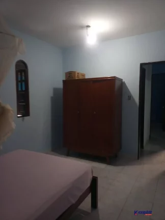 Imagem VENDO CASA DE 3/4 NO TOMBA COM AREA PARA AMPLIAÇÃO