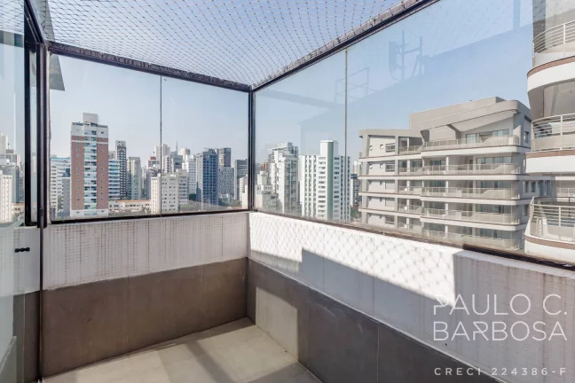 Imagem Pinheiros Cobertura com 3 dormitórios ( 2 Suítes) - 3 Vagas - 240m²