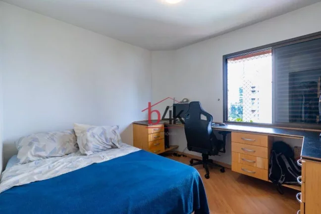 Imagem Apartamento com 4 quartos, 151m² à Venda na Vila Olimpia - SP